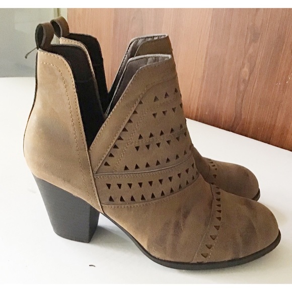 Shoes - Brown Suede Triangle Cutout Round Toe Ankle Boots